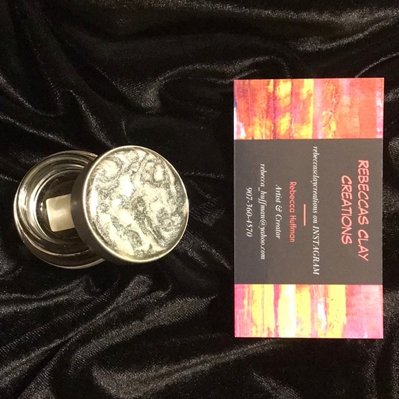 Makeup container - Picture 3 of 3